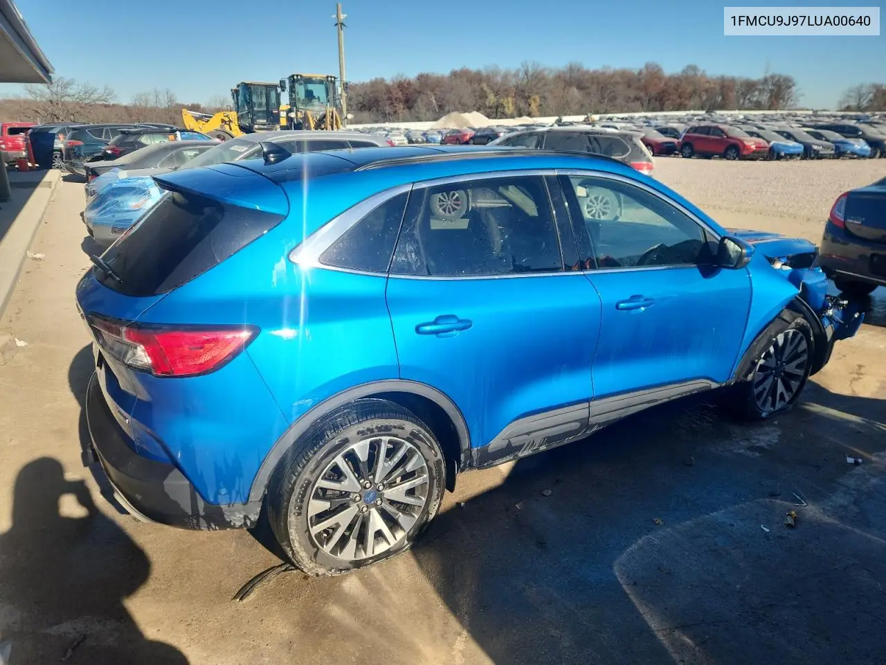 1FMCU9J97LUA00640 2020 Ford Escape Titanium