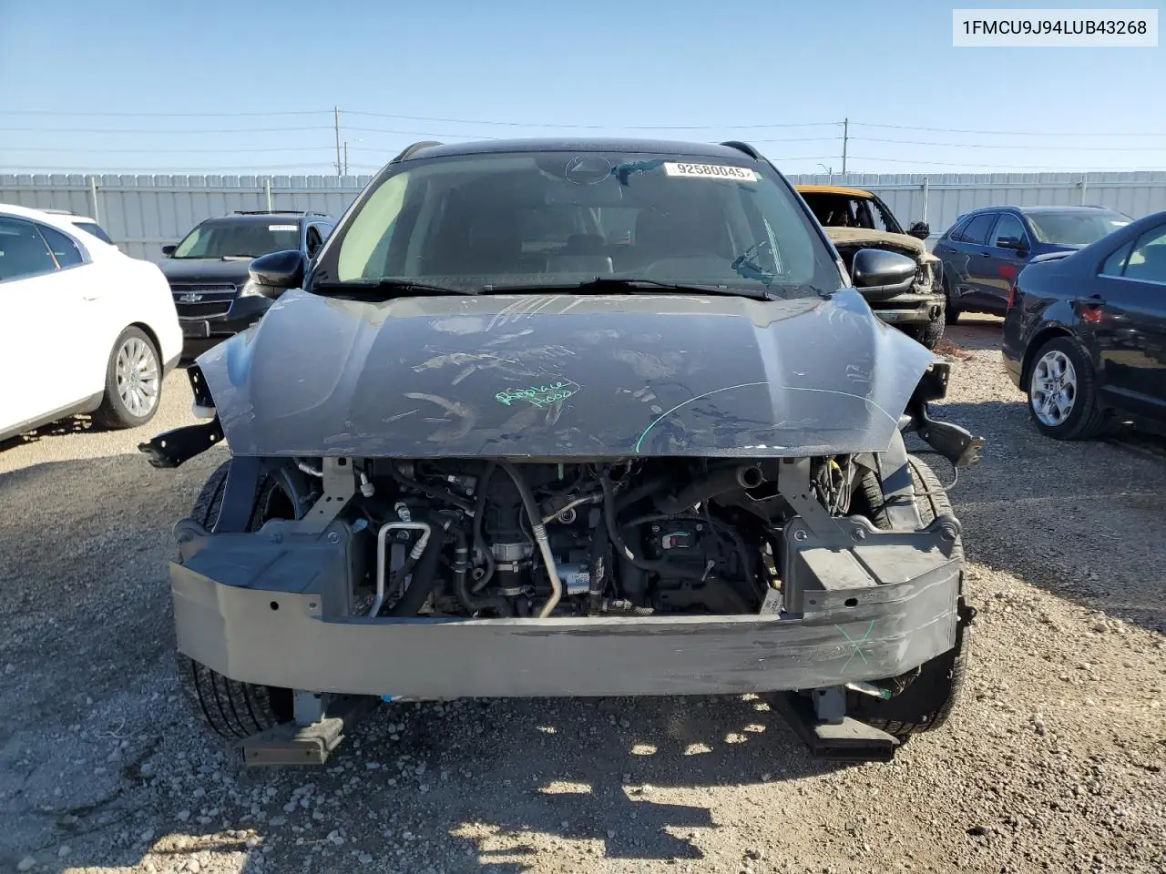 1FMCU9J94LUB43268 2020 Ford Escape Titanium