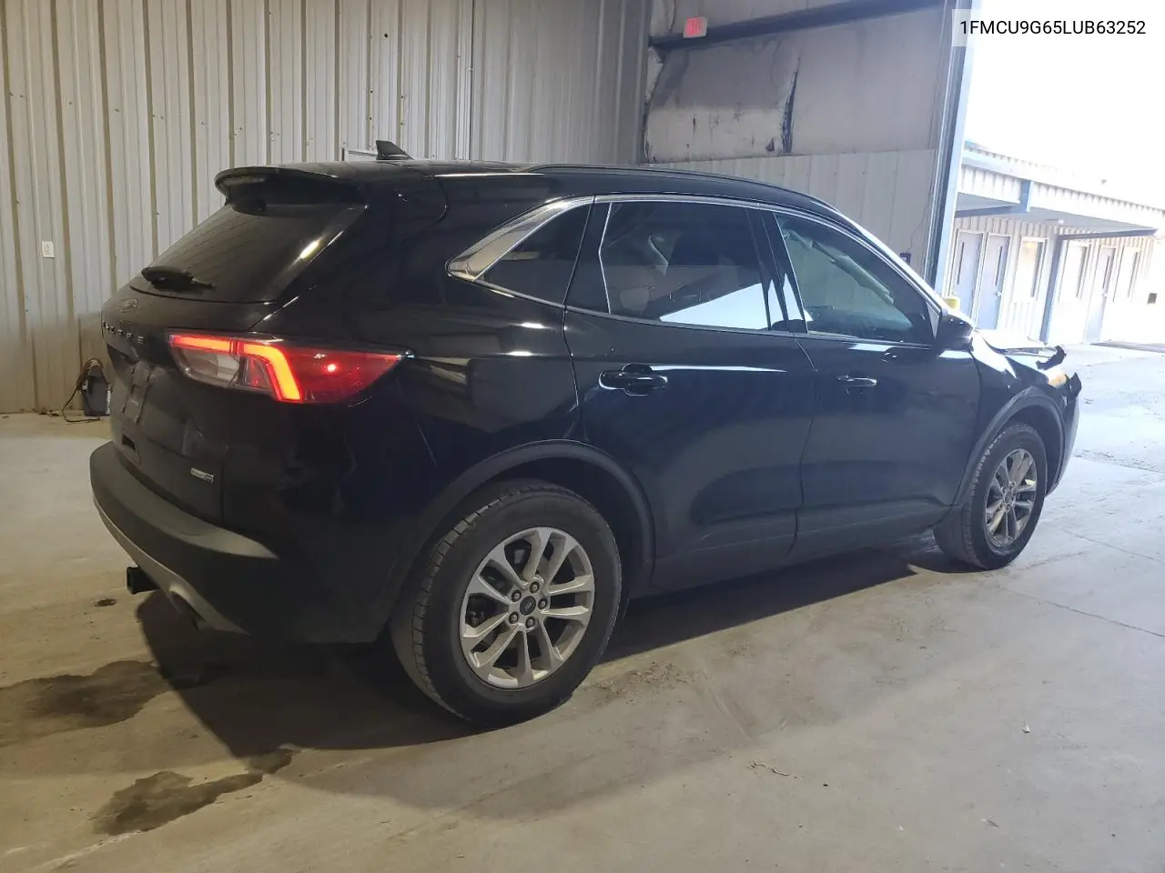 1FMCU9G65LUB63252 2020 Ford Escape Se