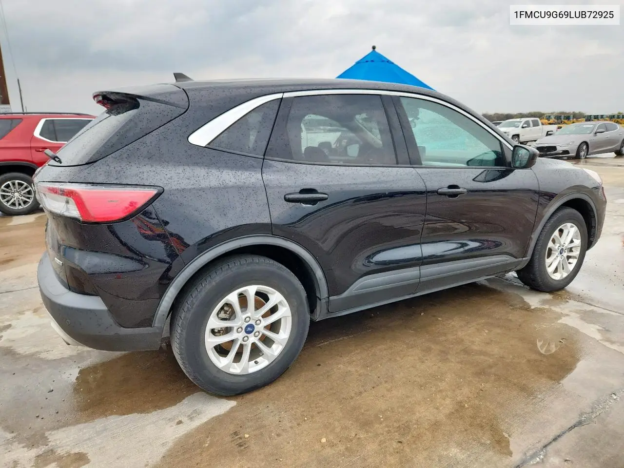 1FMCU9G69LUB72925 2020 Ford Escape Se