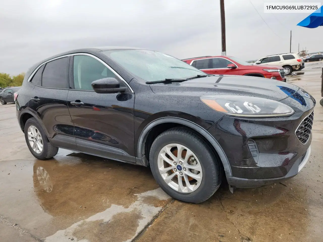 1FMCU9G69LUB72925 2020 Ford Escape Se
