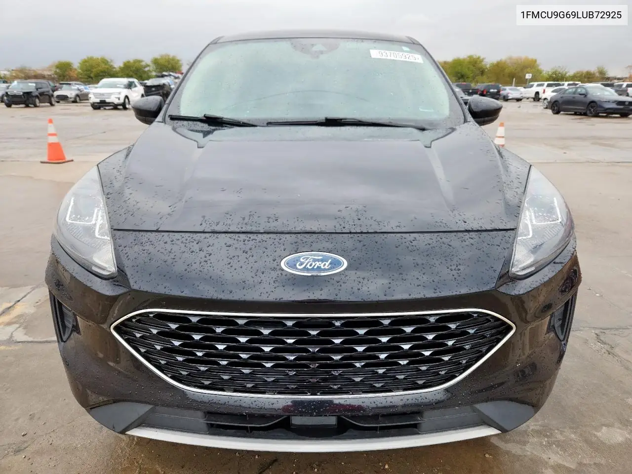 1FMCU9G69LUB72925 2020 Ford Escape Se