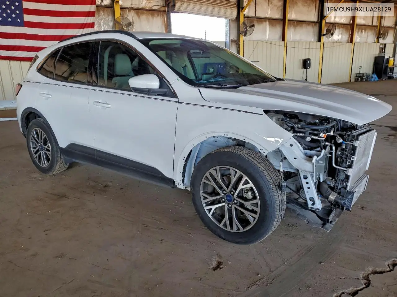 1FMCU9H9XLUA28129 2020 Ford Escape Sel
