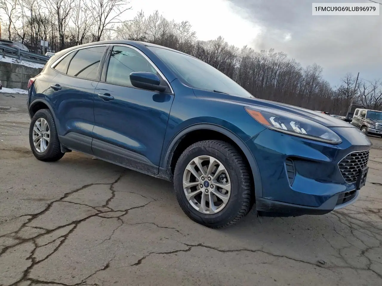 1FMCU9G69LUB96979 2020 Ford Escape Se