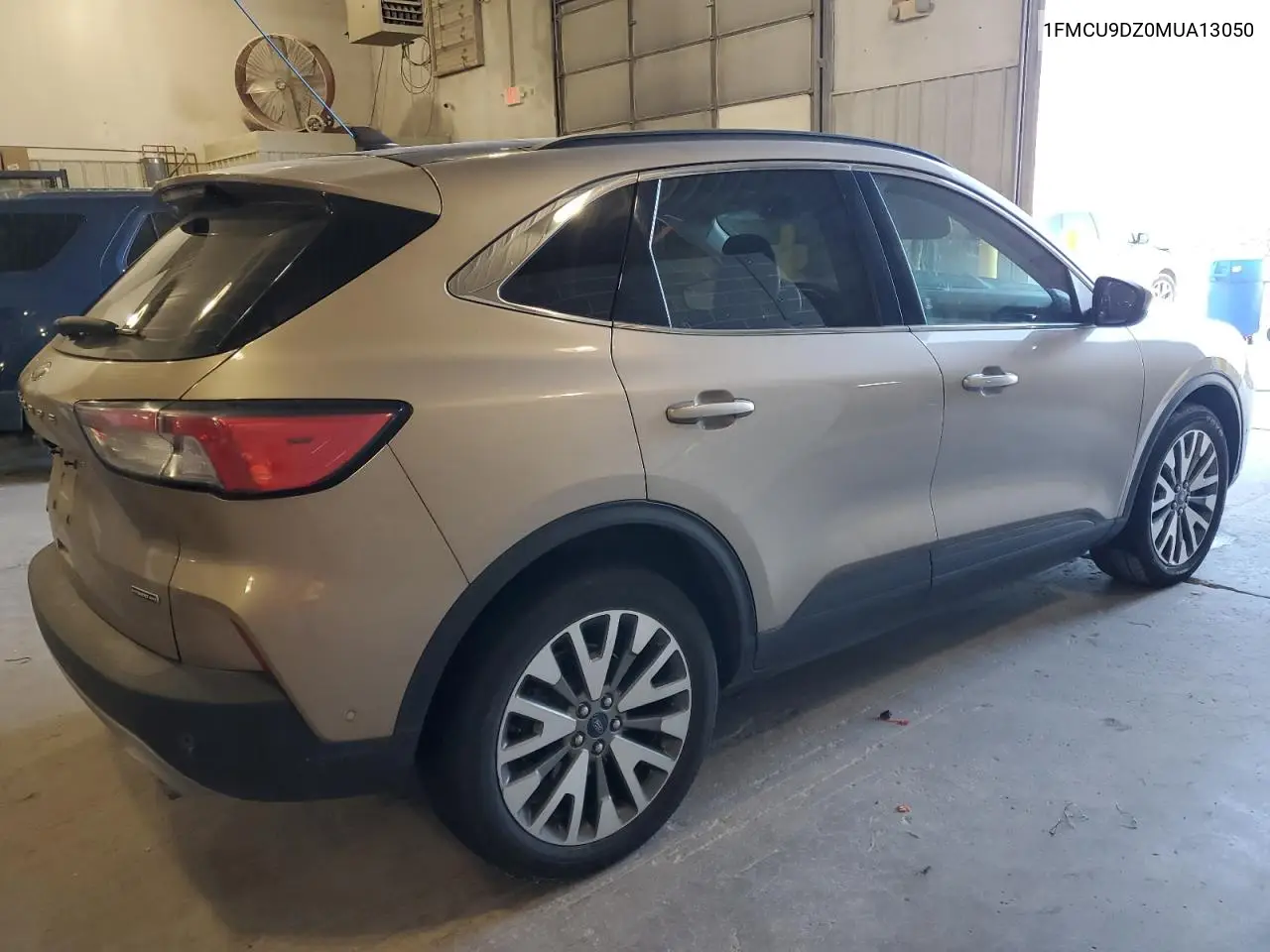1FMCU9DZ0MUA13050 2021 Ford Escape Titanium