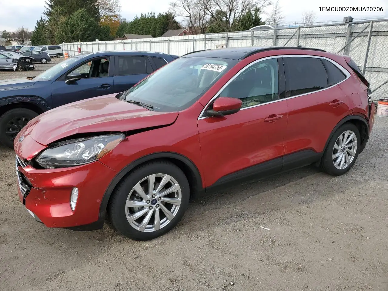 1FMCU0DZ0MUA20706 2021 Ford Escape Titanium