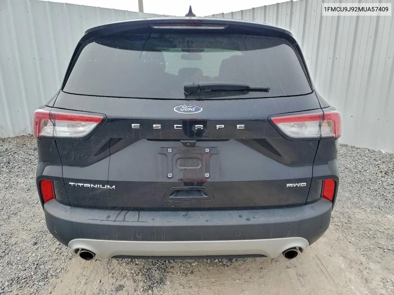 1FMCU9J92MUA57409 2021 Ford Escape Titanium