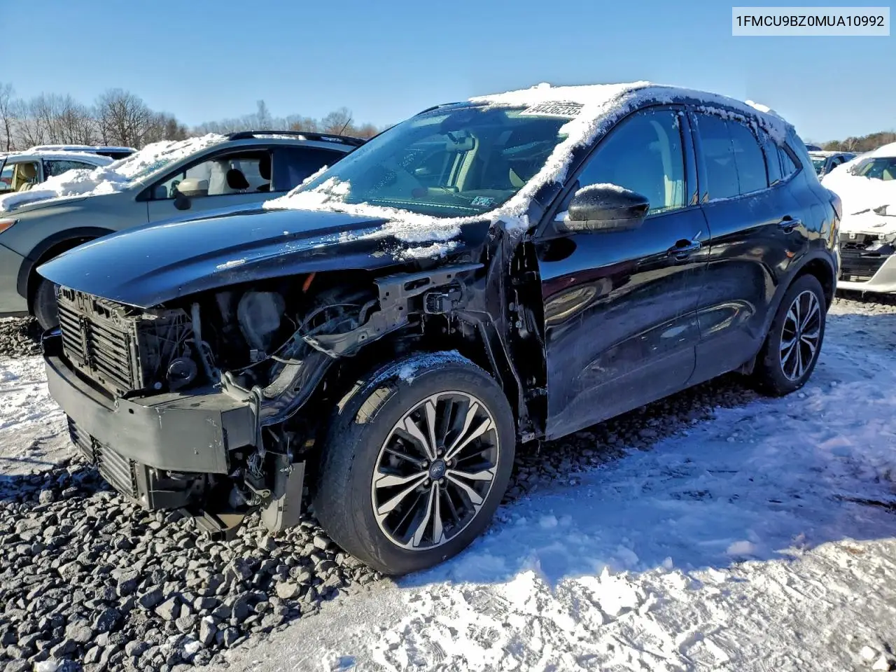 1FMCU9BZ0MUA10992 2021 Ford Escape Se
