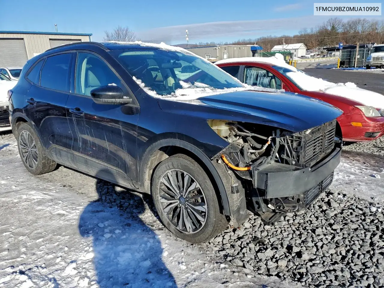 1FMCU9BZ0MUA10992 2021 Ford Escape Se
