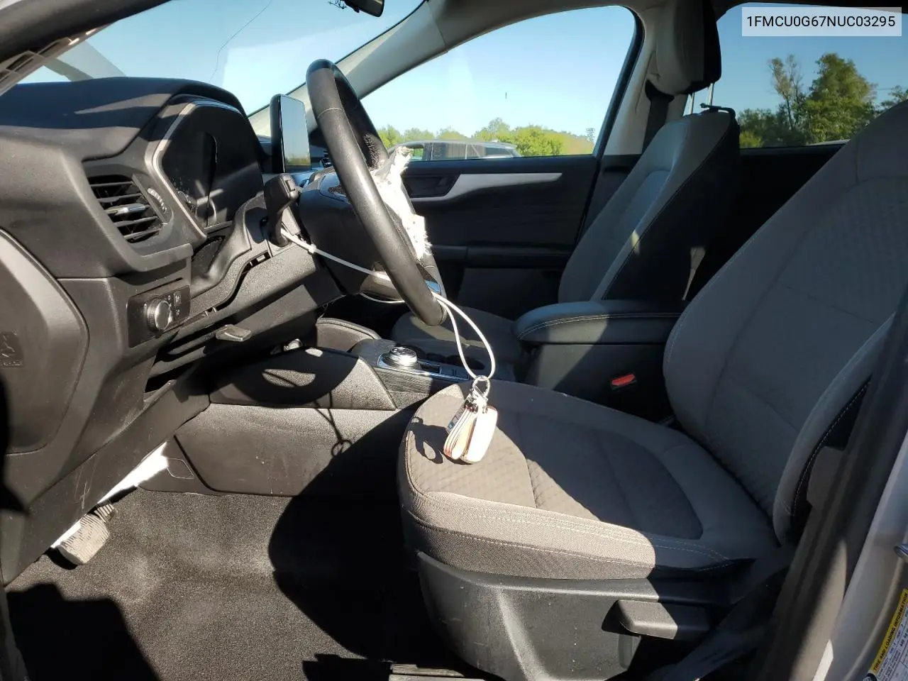 1FMCU0G67NUC03295 2022 Ford Escape Se