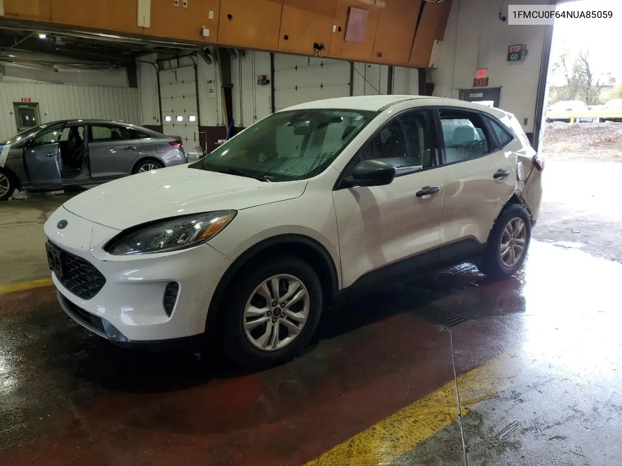 1FMCU0F64NUA85059 2022 Ford Escape S