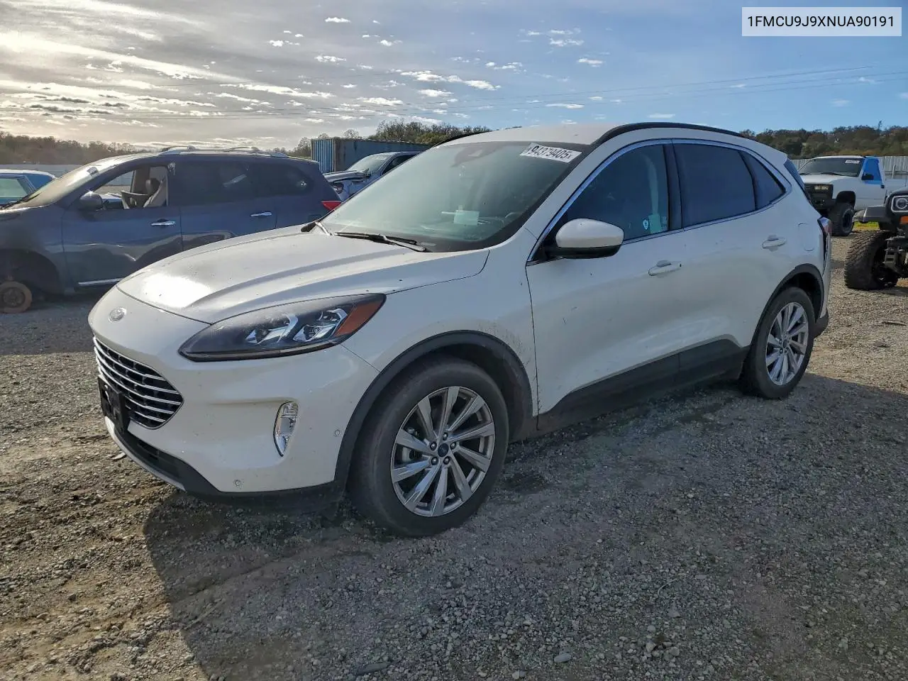 1FMCU9J9XNUA90191 2022 Ford Escape Titanium