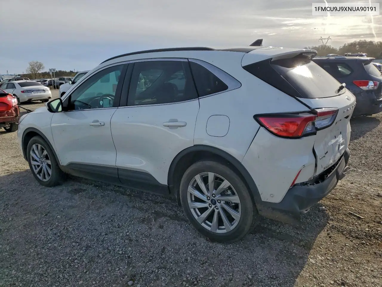 1FMCU9J9XNUA90191 2022 Ford Escape Titanium