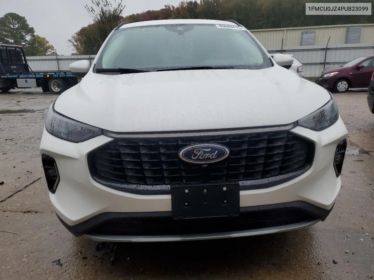 1FMCU0JZ4PUB23099 2023 Ford Escape Platinum