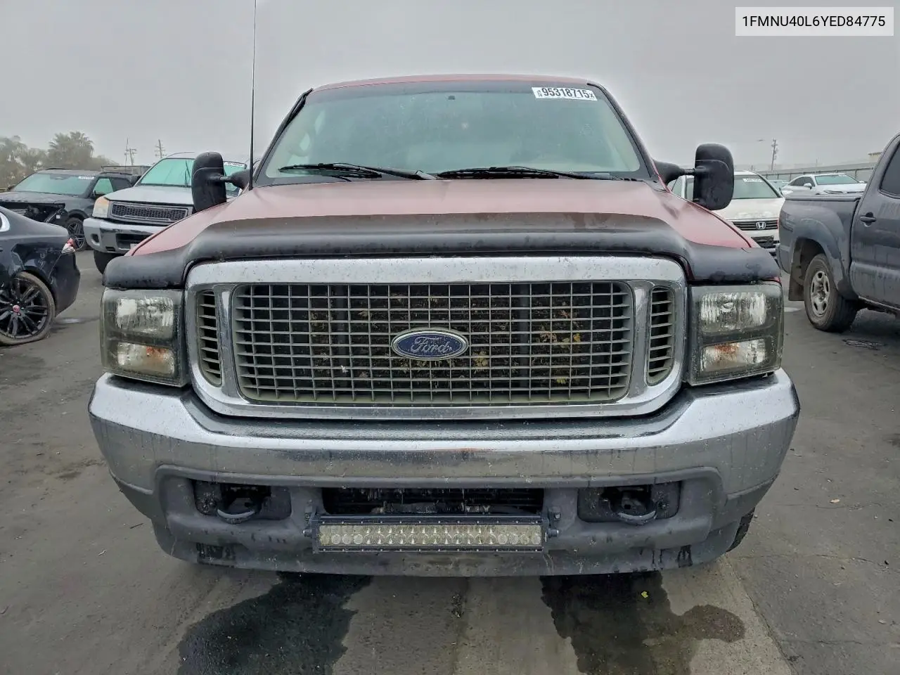1FMNU40L6YED84775 2000 Ford Excursion Xlt