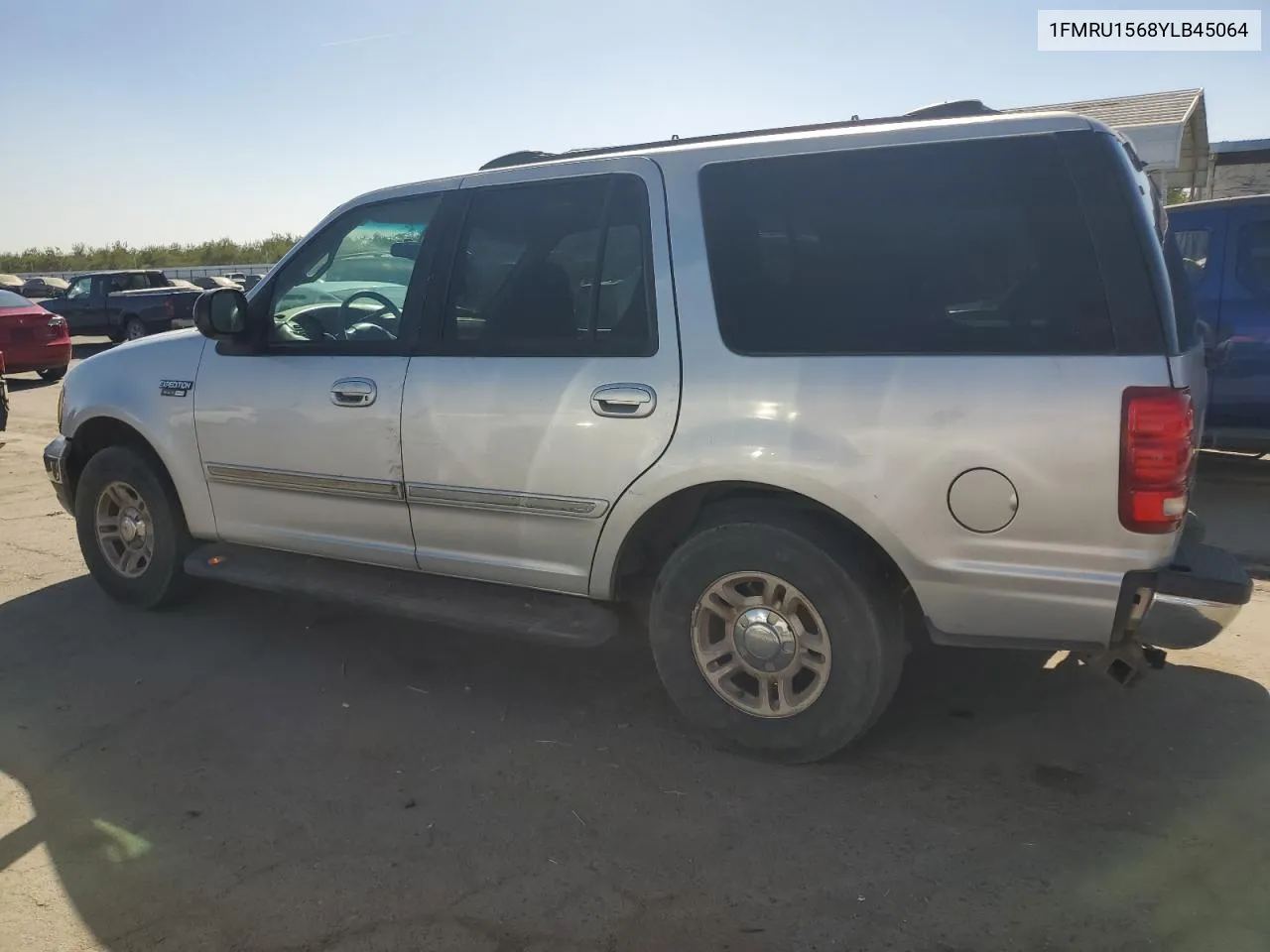 2000 Ford Expedition Xlt VIN: 1FMRU1568YLB45064 Lot: 70427944