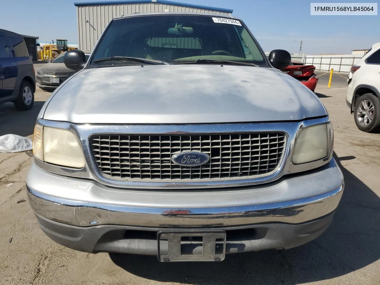 2000 Ford Expedition Xlt VIN: 1FMRU1568YLB45064 Lot: 70427944