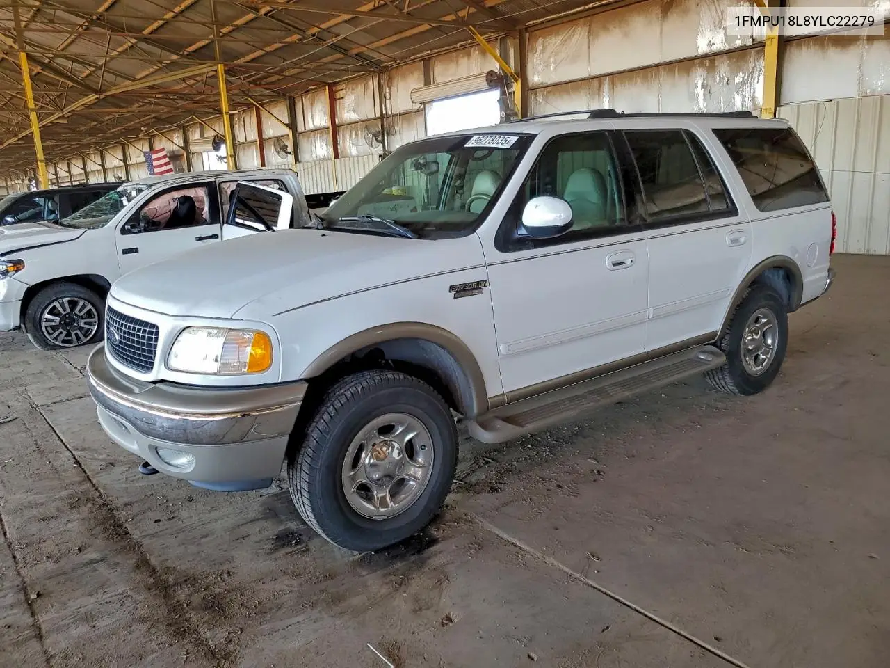 1FMPU18L8YLC22279 2000 Ford Expedition Eddie Bauer