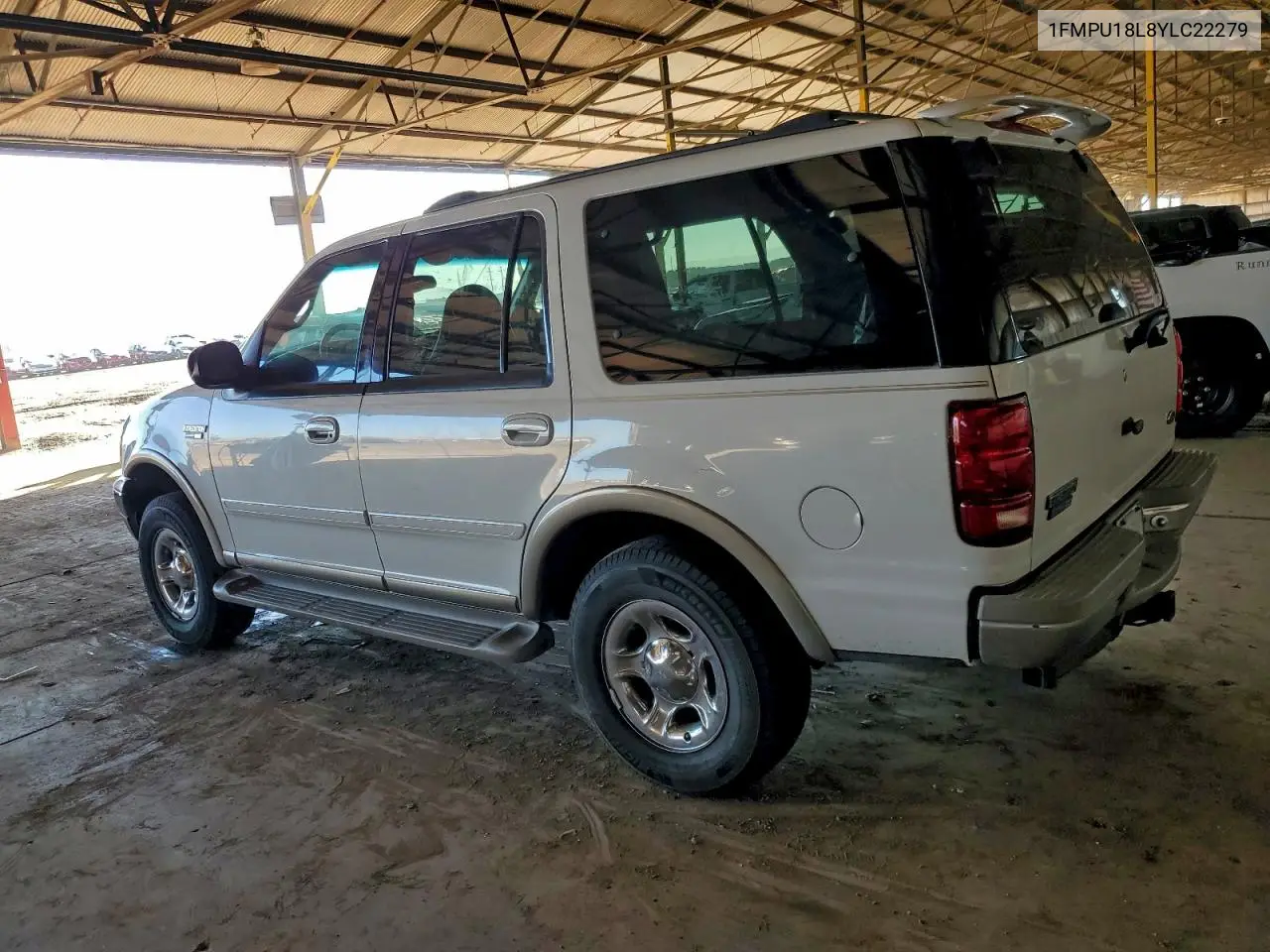 1FMPU18L8YLC22279 2000 Ford Expedition Eddie Bauer