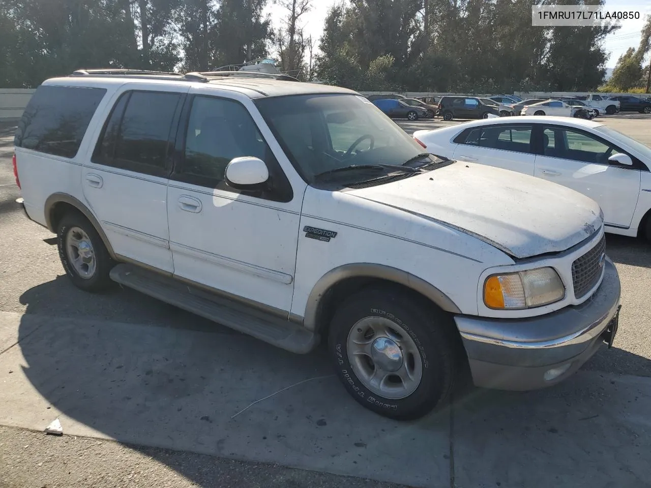 2001 Ford Expedition Eddie Bauer VIN: 1FMRU17L71LA40850 Lot: 72085354