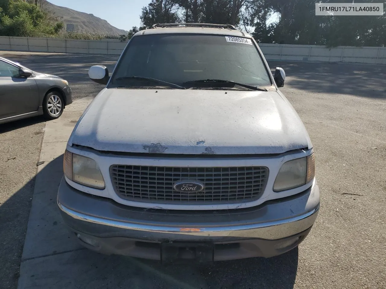 2001 Ford Expedition Eddie Bauer VIN: 1FMRU17L71LA40850 Lot: 72085354