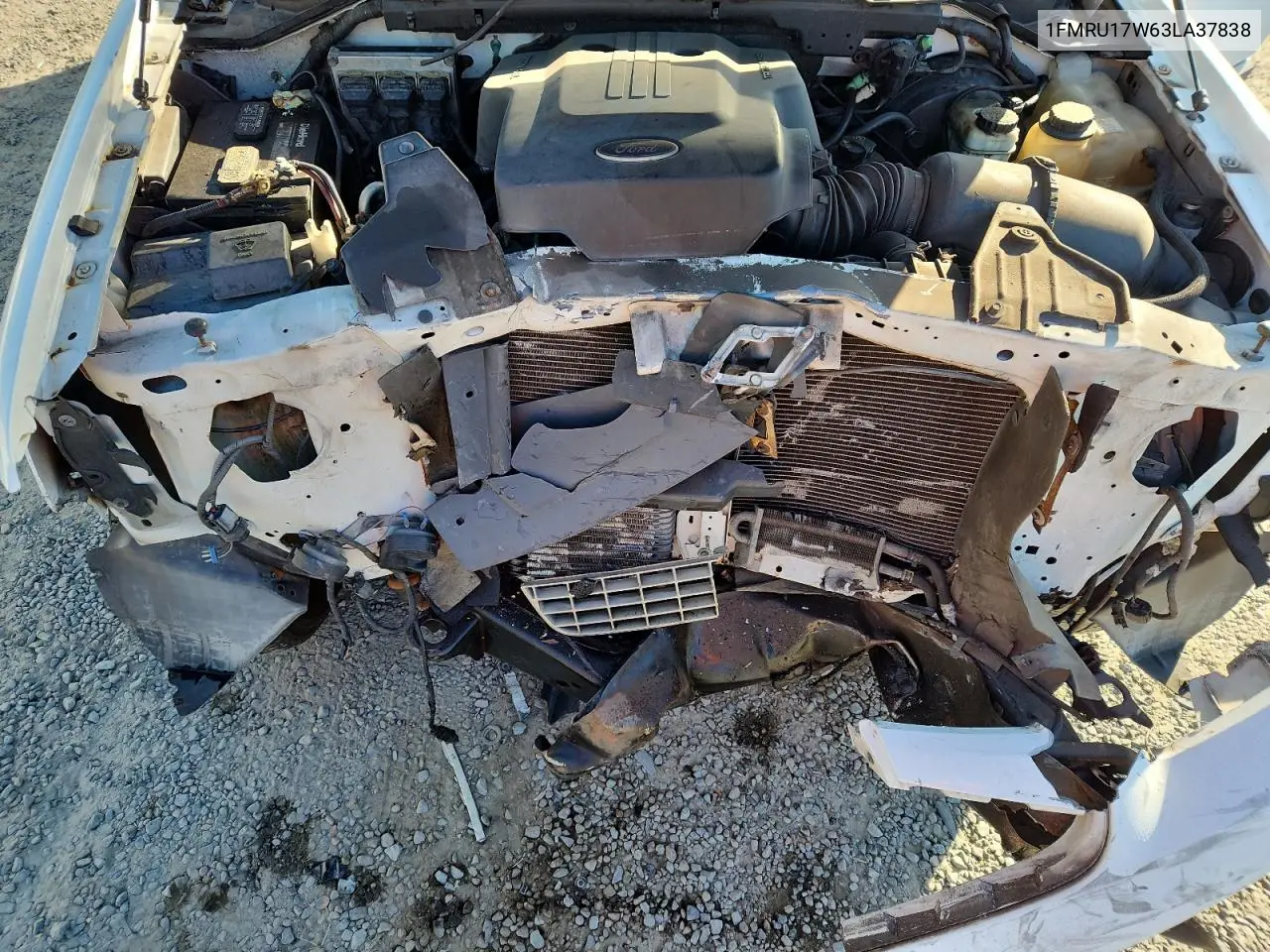 1FMRU17W63LA37838 2003 Ford Expedition Eddie Bauer