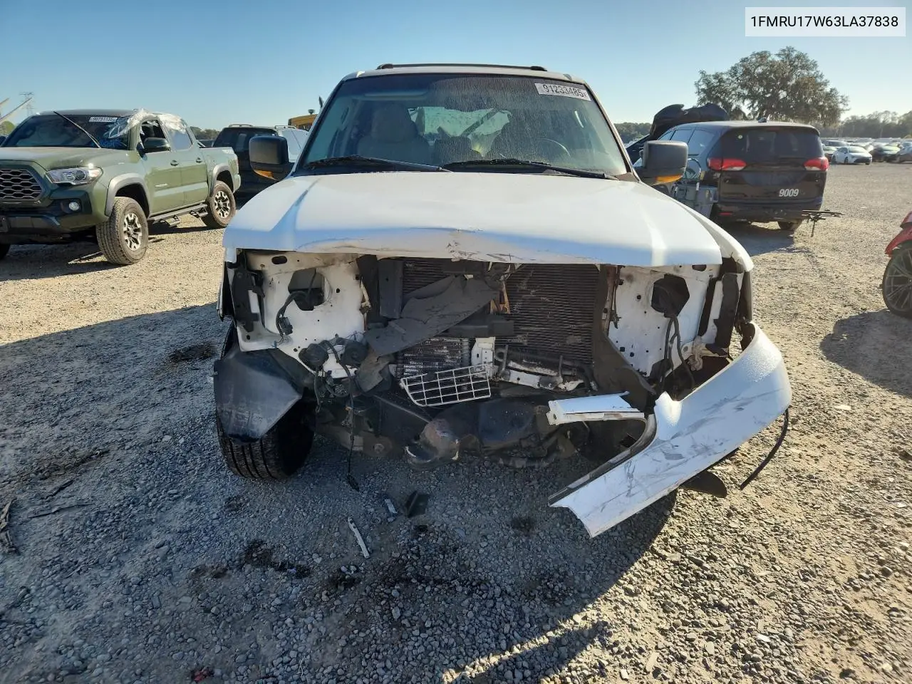 1FMRU17W63LA37838 2003 Ford Expedition Eddie Bauer