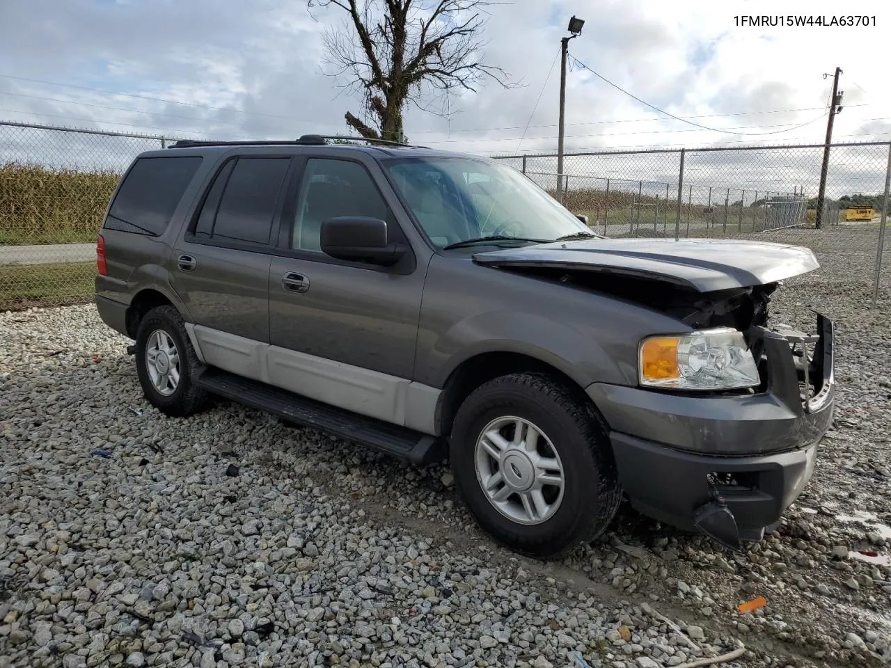 1FMRU15W44LA63701 2004 Ford Expedition Xlt