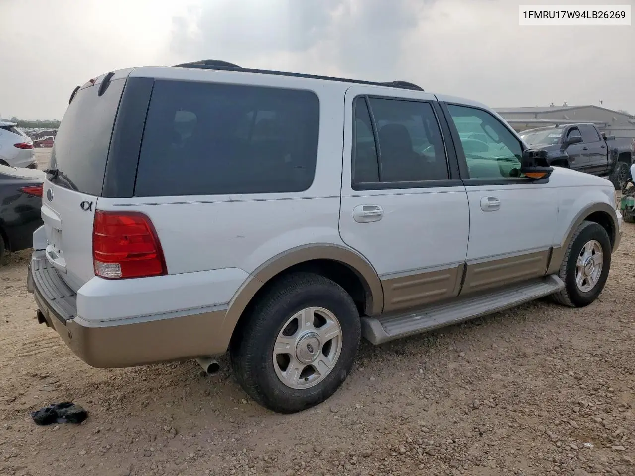 1FMRU17W94LB26269 2004 Ford Expedition Eddie Bauer