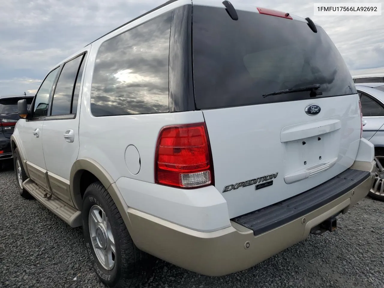 2006 Ford Expedition Eddie Bauer VIN: 1FMFU17566LA92692 Lot: 74026874