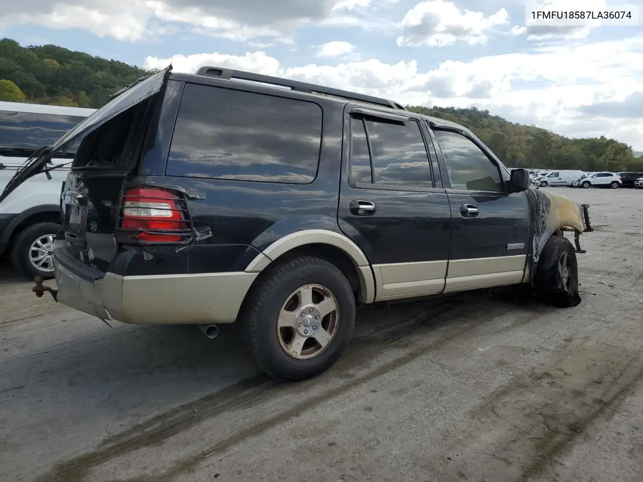 1FMFU18587LA36074 2007 Ford Expedition Eddie Bauer