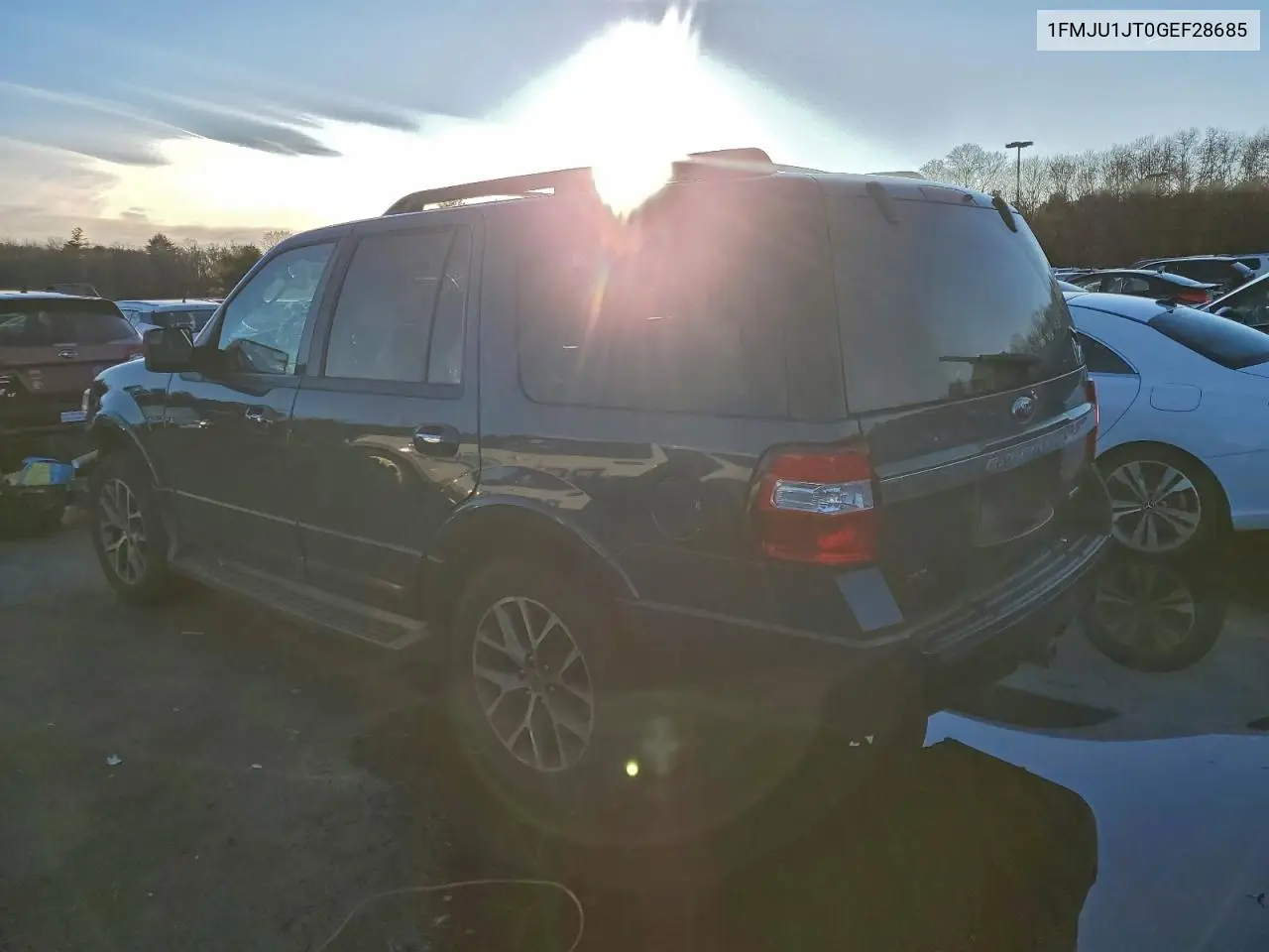 1FMJU1JT0GEF28685 2016 Ford Expedition Xlt