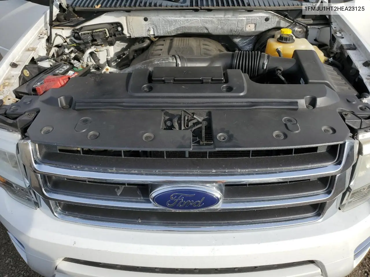 1FMJU1HT2HEA23125 2017 Ford Expedition Xlt