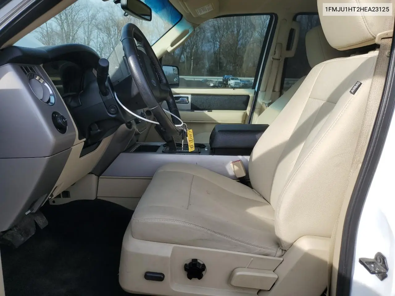 1FMJU1HT2HEA23125 2017 Ford Expedition Xlt