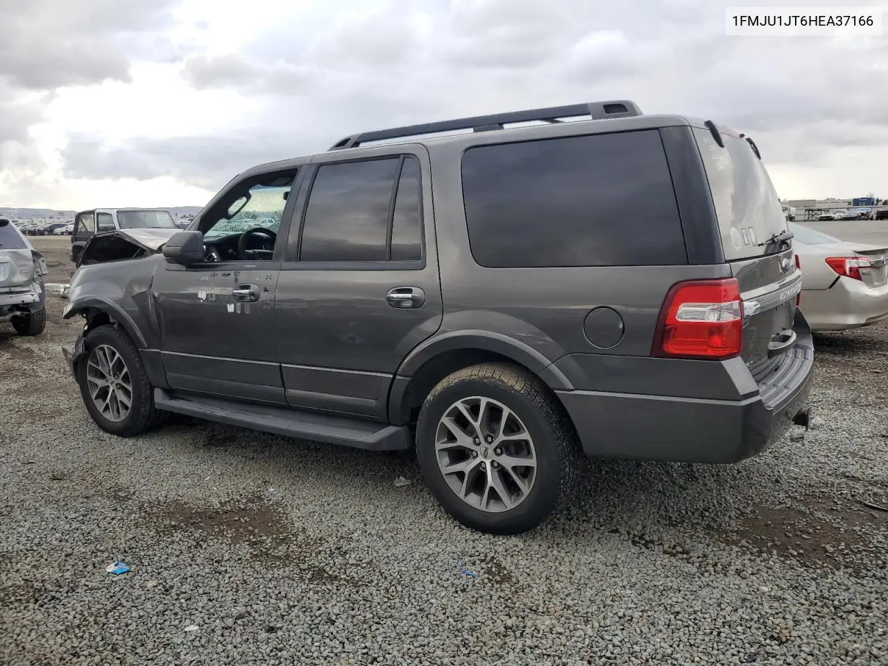 1FMJU1JT6HEA37166 2017 Ford Expedition Xlt