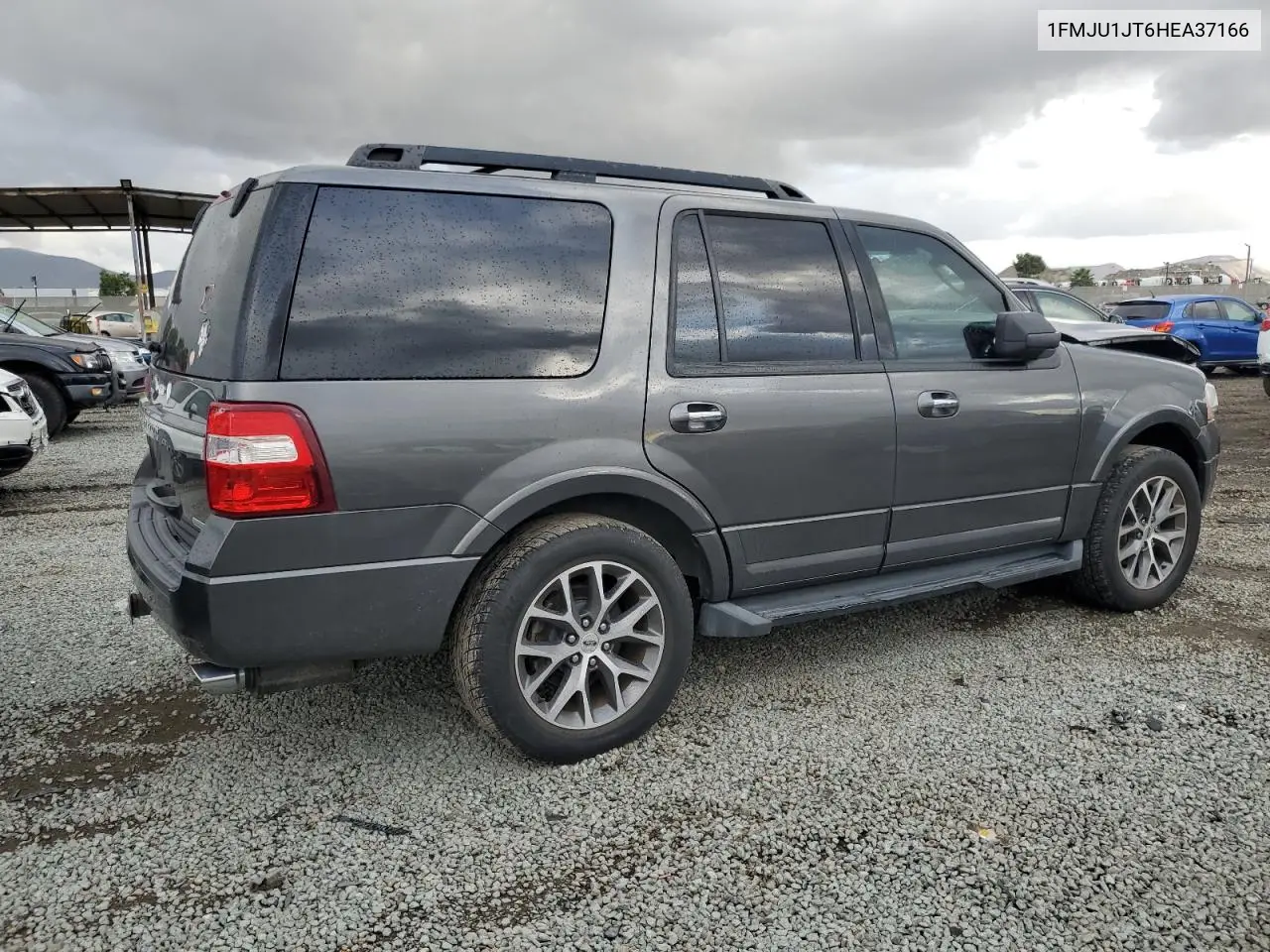 1FMJU1JT6HEA37166 2017 Ford Expedition Xlt