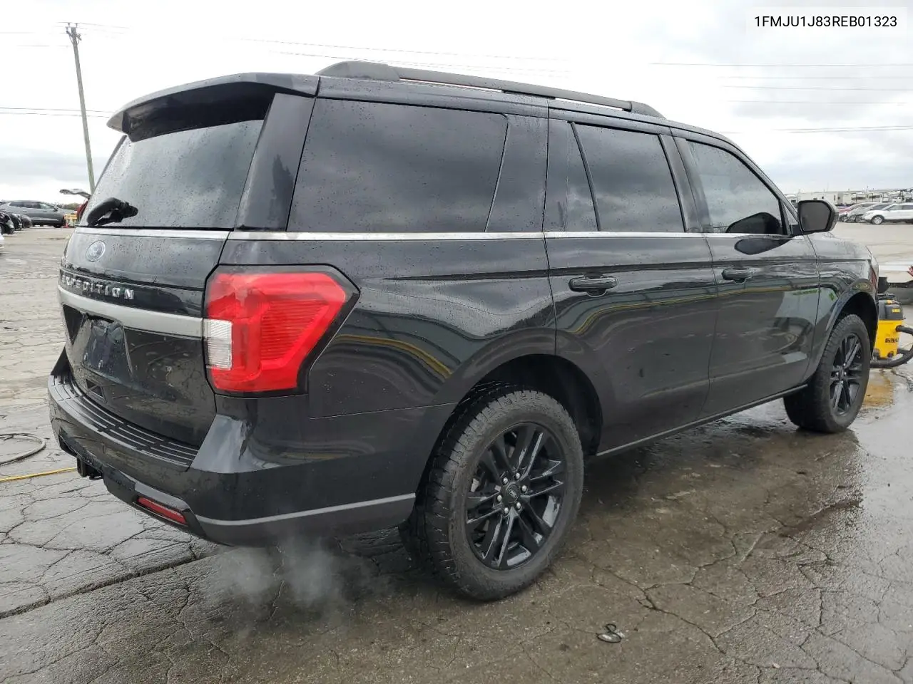 1FMJU1J83REB01323 2024 Ford Expedition Xlt