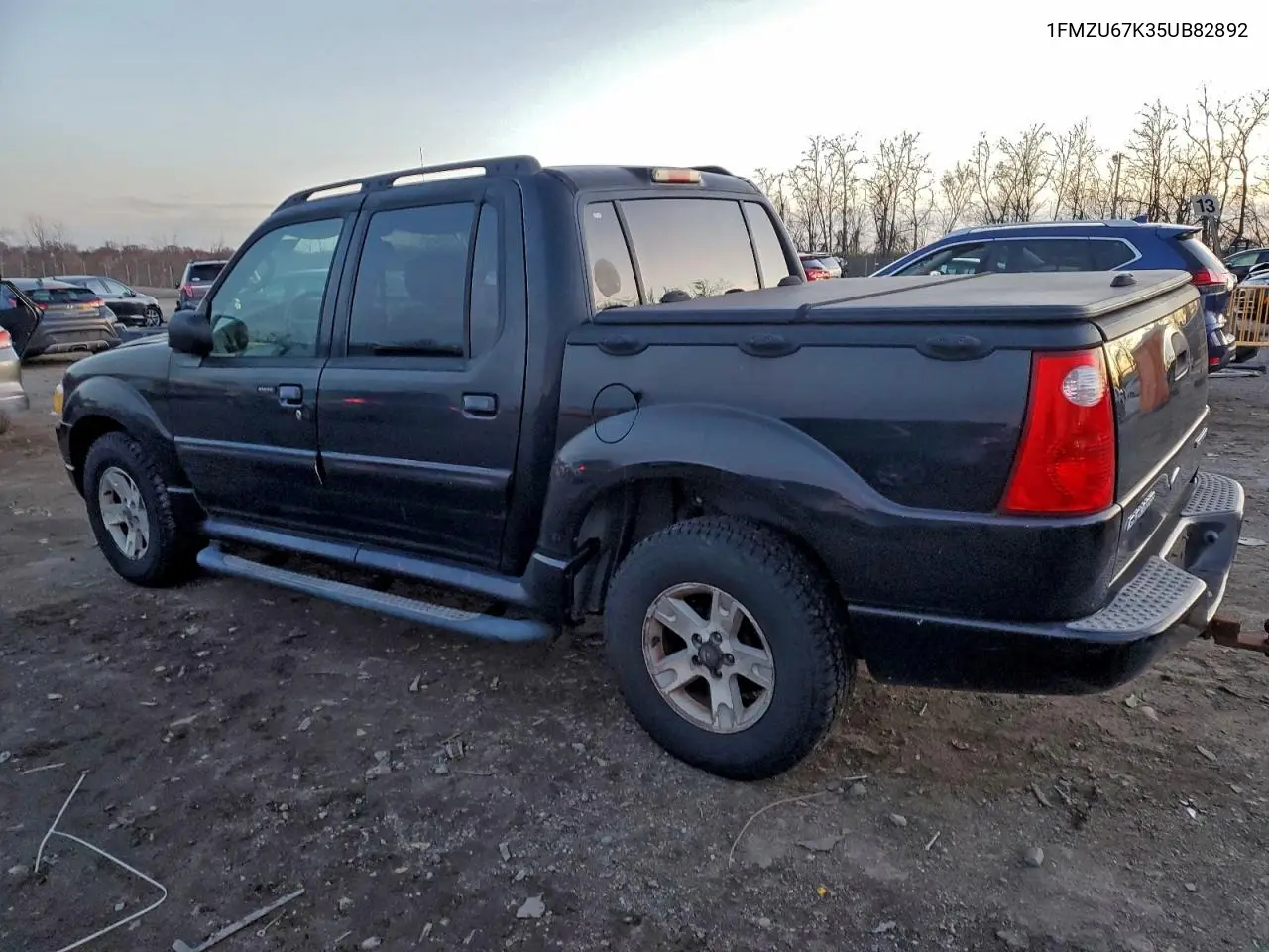 1FMZU67K35UB82892 2005 Ford Explorer Sport Trac