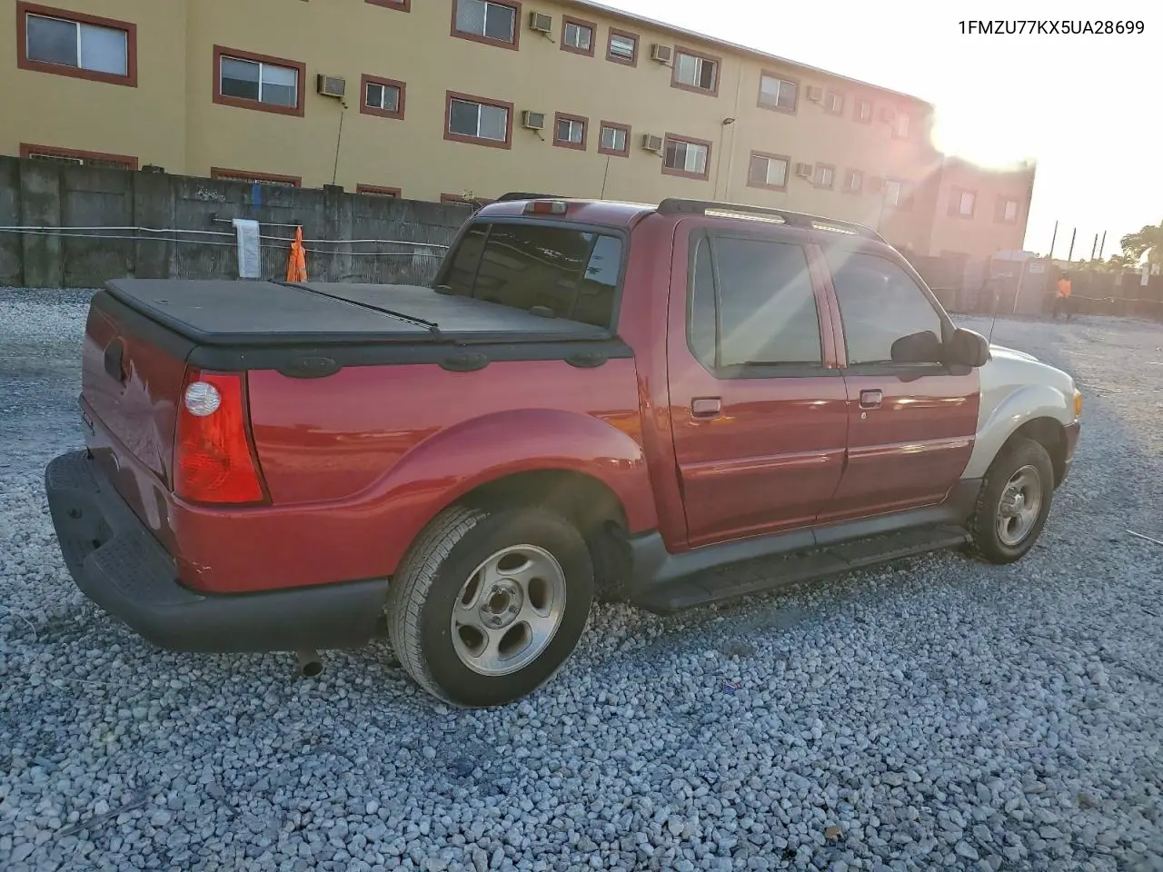 1FMZU77KX5UA28699 2005 Ford Explorer Sport Trac