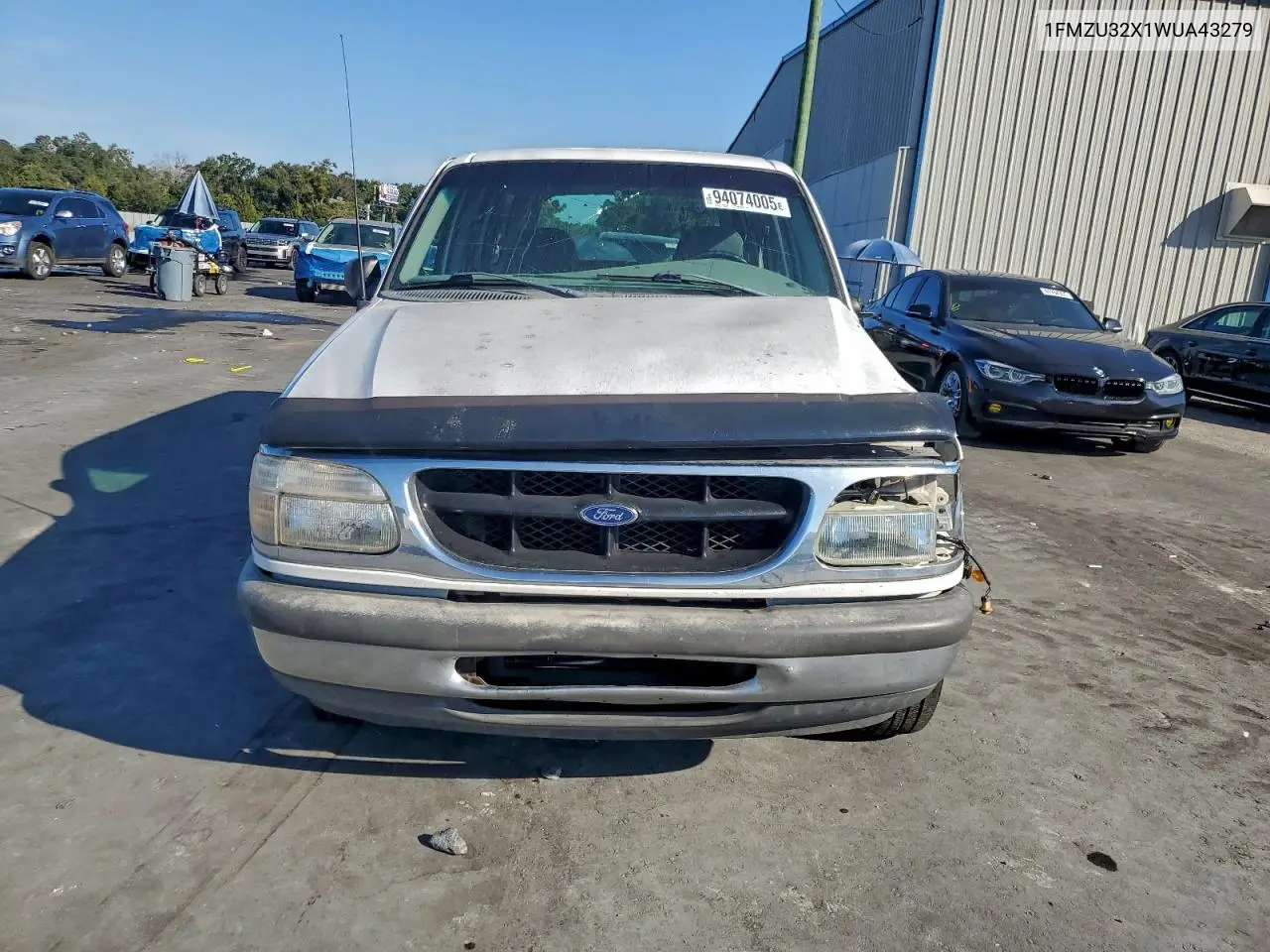 1FMZU32X1WUA43279 1998 Ford Explorer