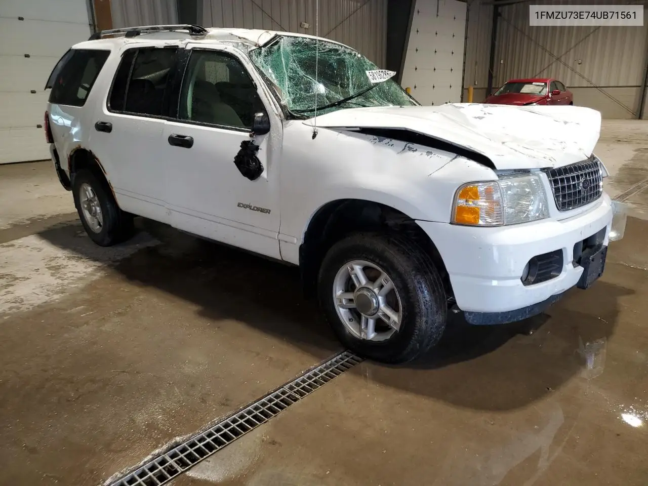 1FMZU73E74UB71561 2004 Ford Explorer Xlt