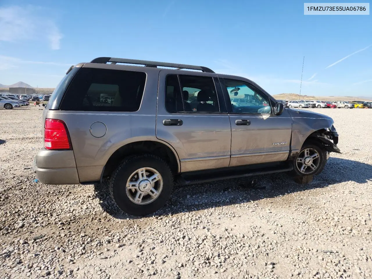 1FMZU73E55UA06786 2005 Ford Explorer Xlt