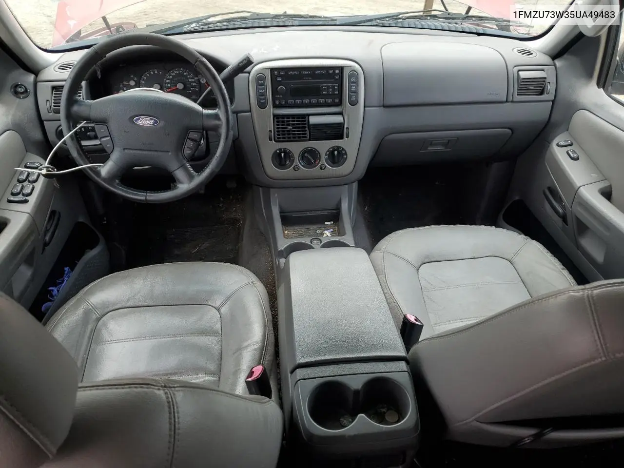 1FMZU73W35UA49483 2005 Ford Explorer Xlt