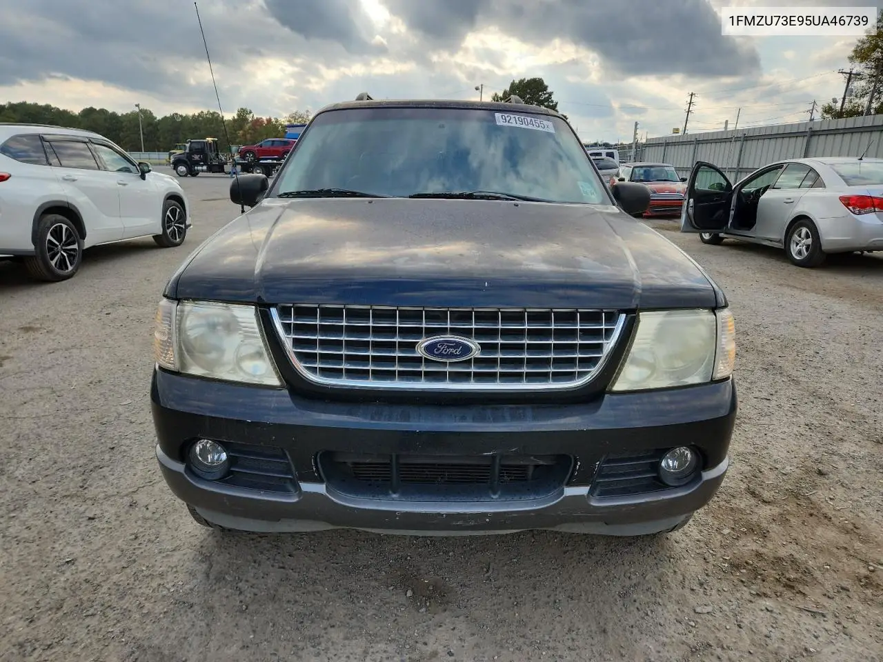 1FMZU73E95UA46739 2005 Ford Explorer Xlt