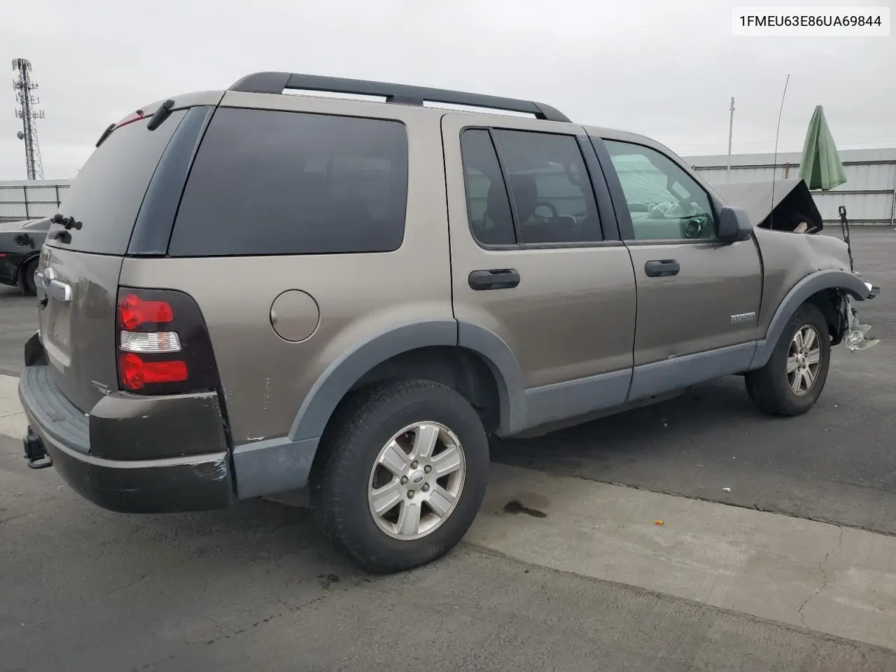 1FMEU63E86UA69844 2006 Ford Explorer Xlt