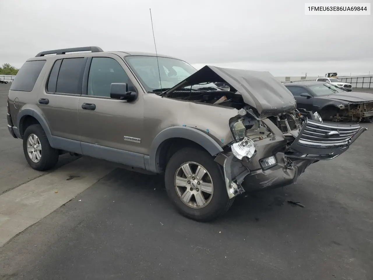 1FMEU63E86UA69844 2006 Ford Explorer Xlt