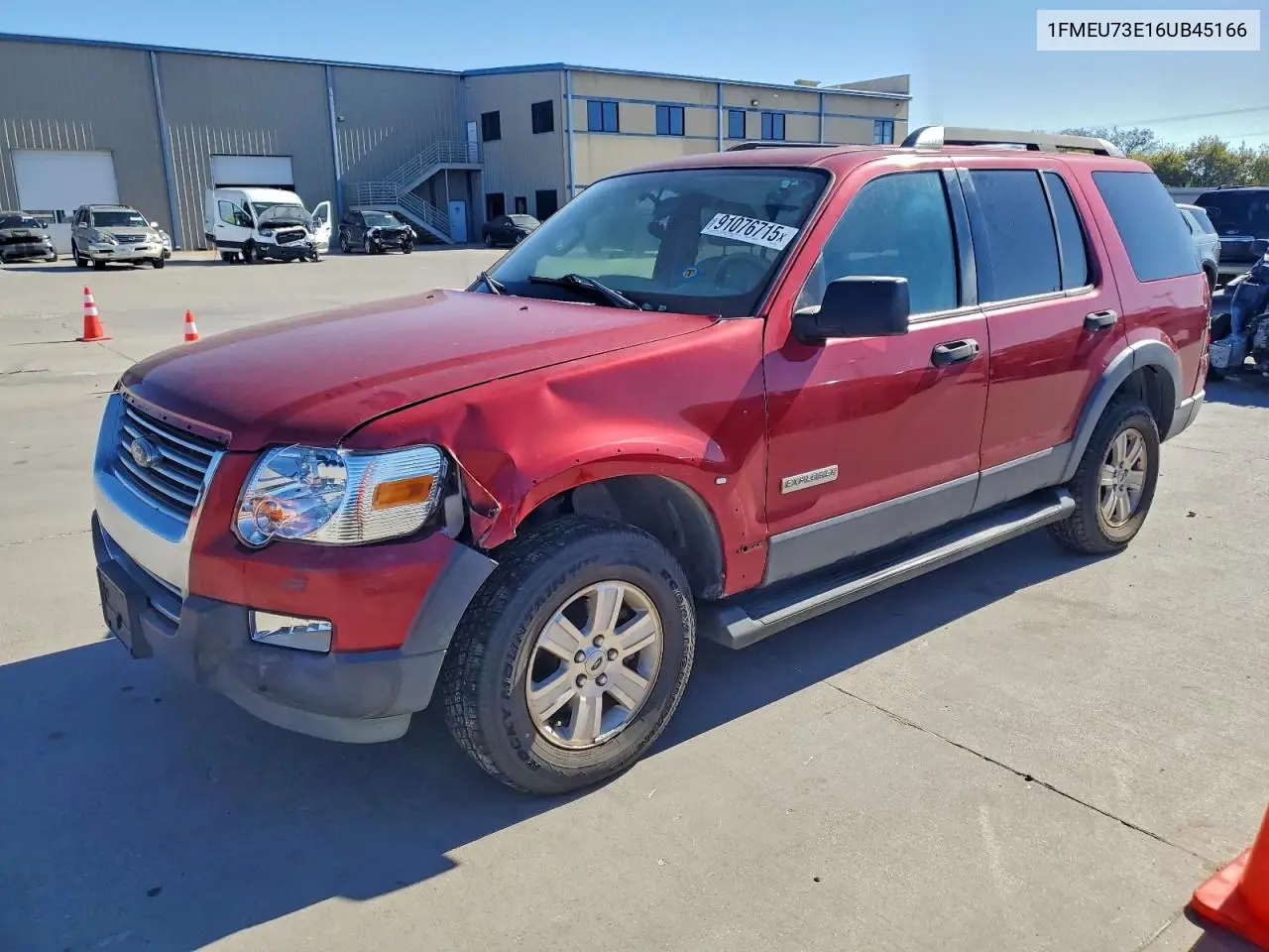 1FMEU73E16UB45166 2006 Ford Explorer Xlt