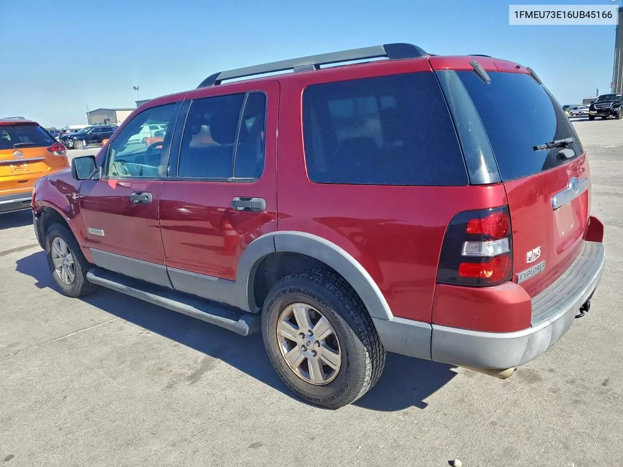 1FMEU73E16UB45166 2006 Ford Explorer Xlt