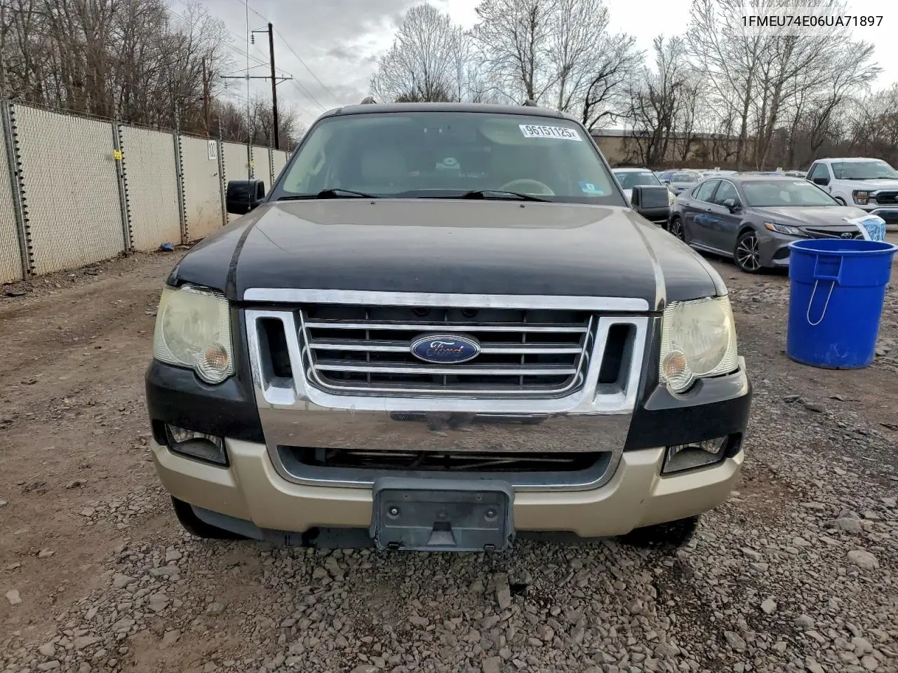 1FMEU74E06UA71897 2006 Ford Explorer Eddie Bauer