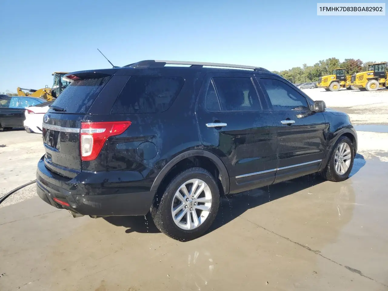 1FMHK7D83BGA82902 2011 Ford Explorer Xlt